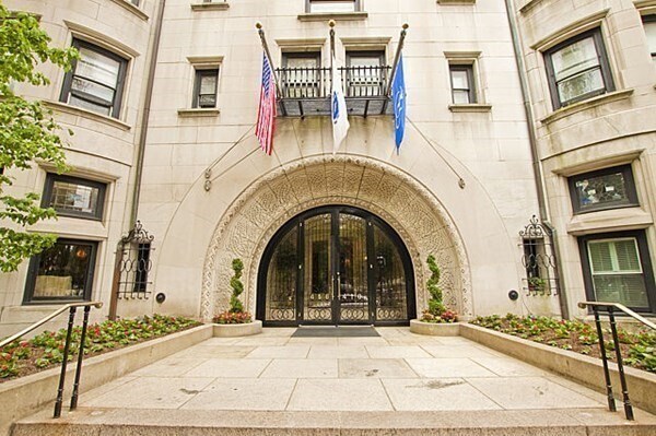 Building Photo - 416 Commonwealth Ave