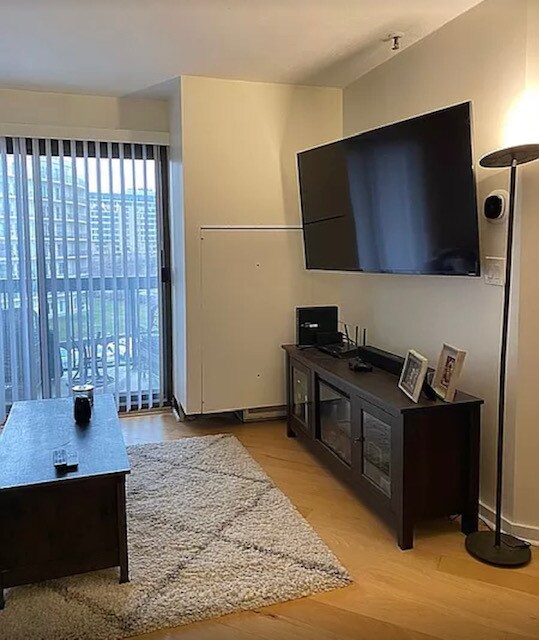 Building Photo - 90 Quincy Shore Dr