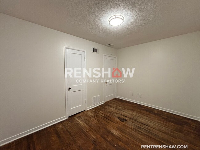 Building Photo - 3634 McDuff Ave