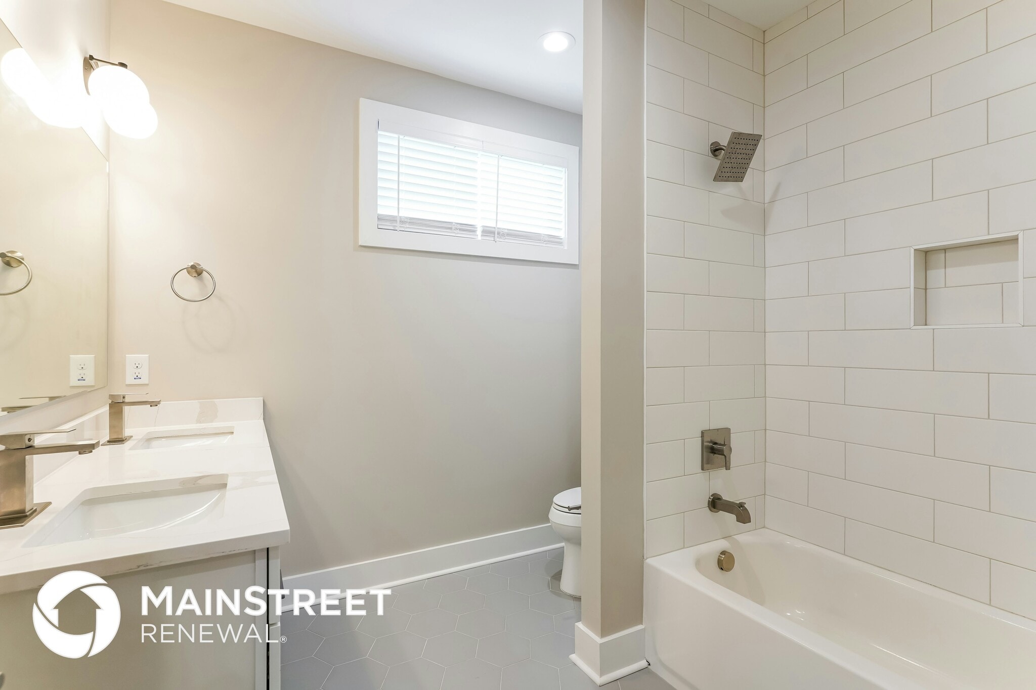 Building Photo - 2142 Oakland St