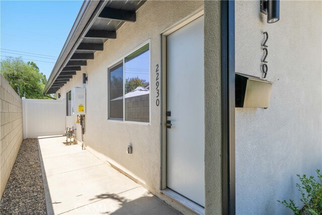 Building Photo - 22930 Leadwell St