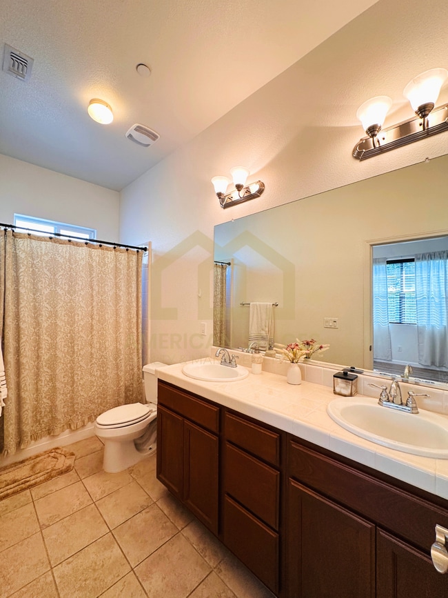 Building Photo - 1623 Barolo Pl