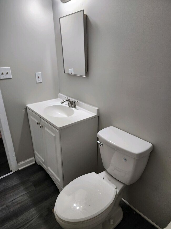 Building Photo - 7203 Albright| 3 Bedrooms, 1.0 Bath