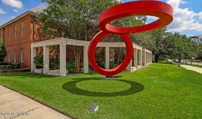 Building Photo - 2159 Riverside Ave