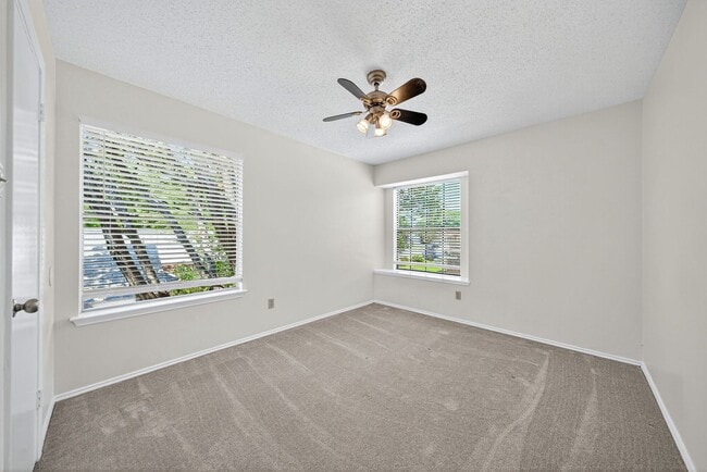 Building Photo - Schertz School District in Woodland Oaks S...