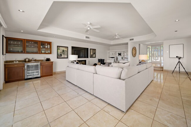 Building Photo - Luxury 3BR Kapalua Estate | Solar-Powered with Pool, Spa & Ocean Views