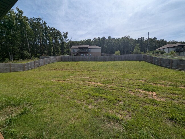 Building Photo - 3 Bed / 2 Bath Home in Riverwood Estates