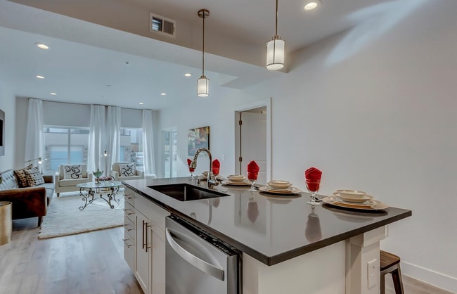 Building Photo - 14936 E Hampden Ave