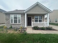 Building Photo - 3-bed, 2-bath ranch in Bannon Crossings - $2,000/month