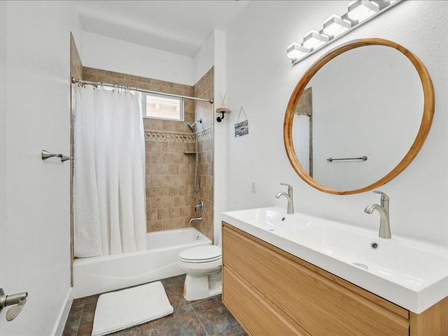 Building Photo - 10325 Sweet Fennel Dr