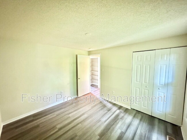 Building Photo - 3908 Hopkins Ct