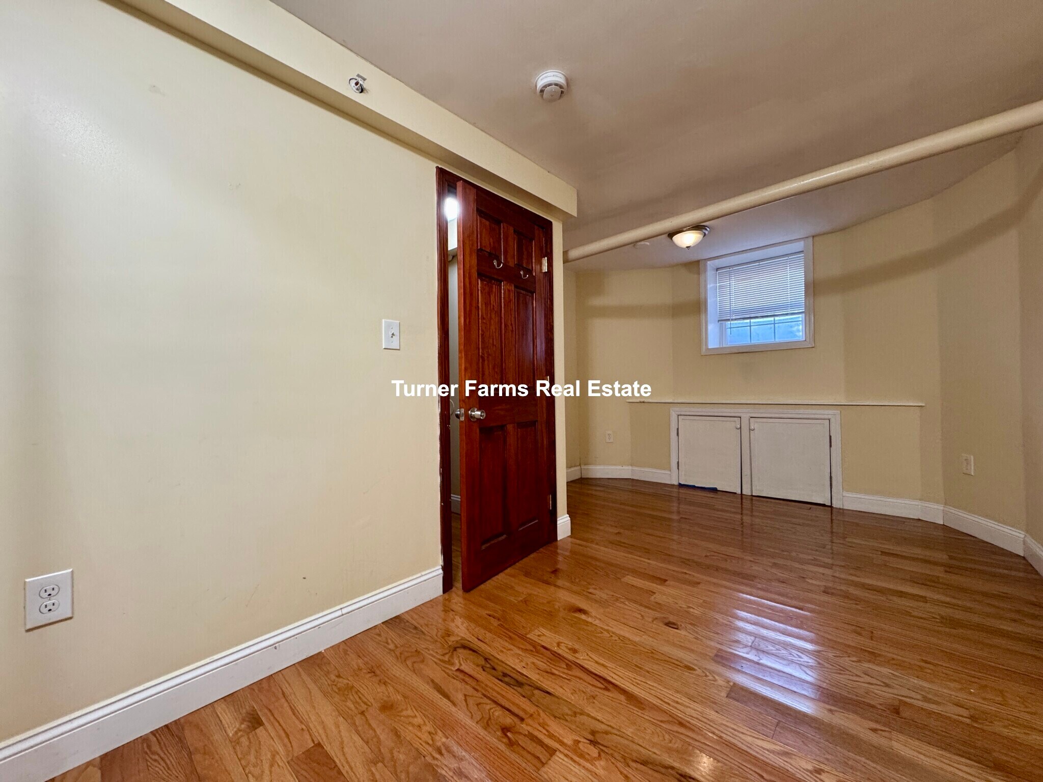 Building Photo - 154 Magazine St