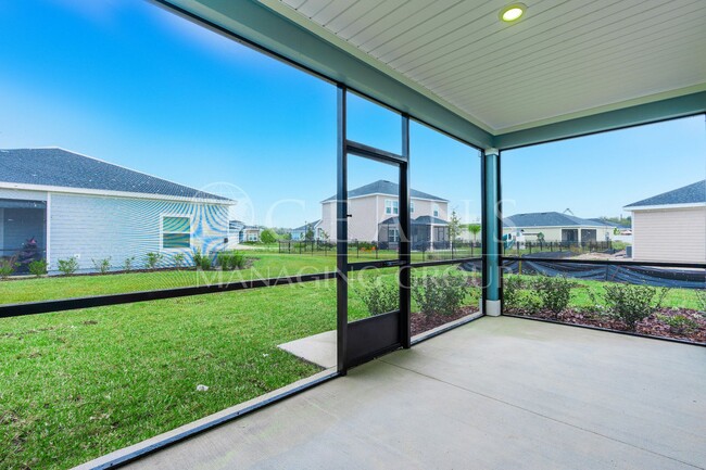 Building Photo - NEWER 4 Bedroom 3 Bath Home in Halifax Pla...