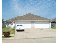 Building Photo - 2409 Truitt St