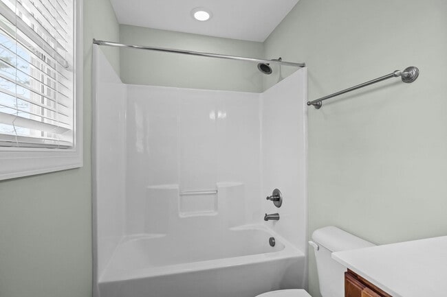 Building Photo - Blair Farms Home available for Long Term R...