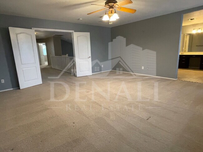 Building Photo - 2520 N 109th Ave