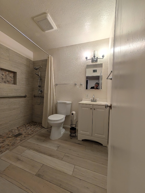 Building Photo - 7314 E Sheridan St