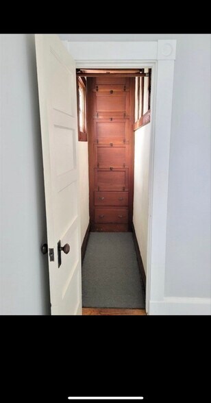 Building Photo - 272 Mt Pleasant St