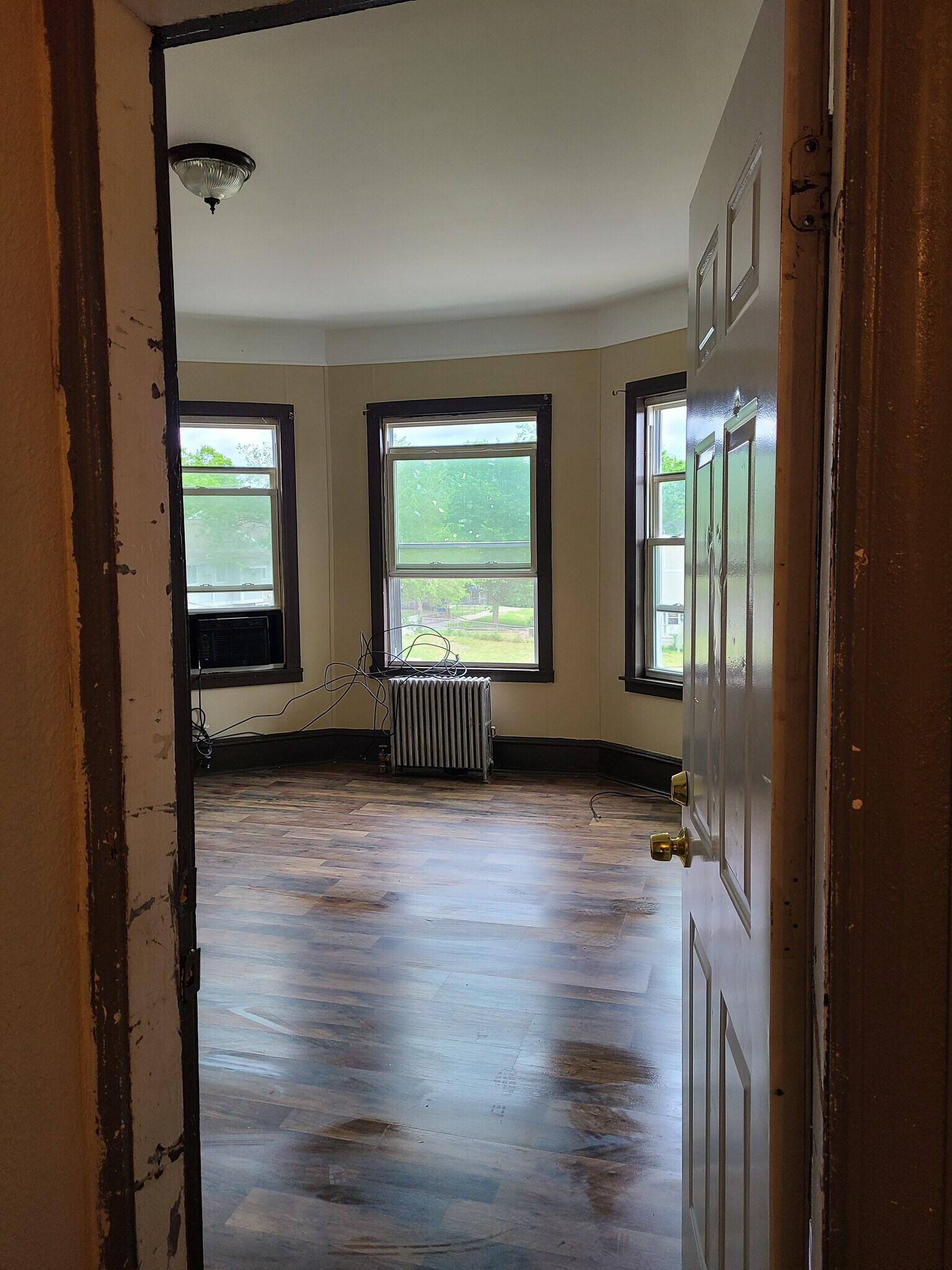 Building Photo - 372 Franklin St