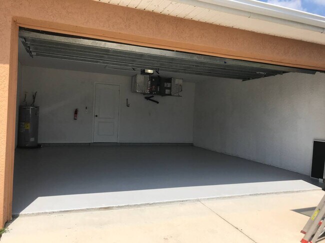 Building Photo - 229 NW 1st St