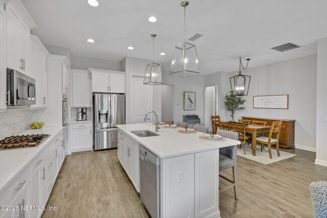 Building Photo - 102 Seabrook Dr
