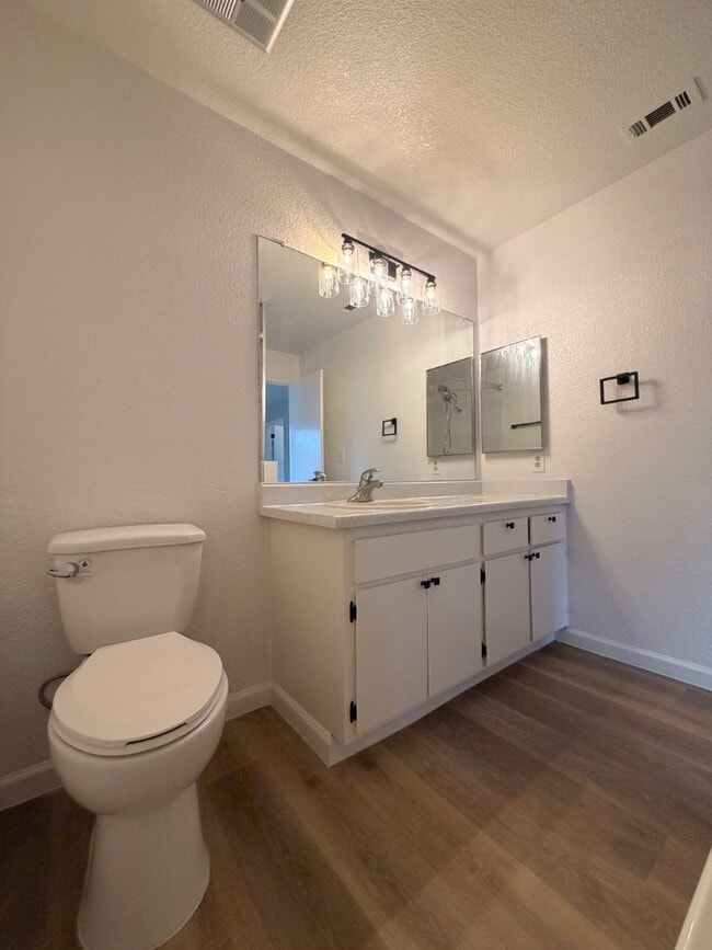 Building Photo - 11150 Trinity River Dr