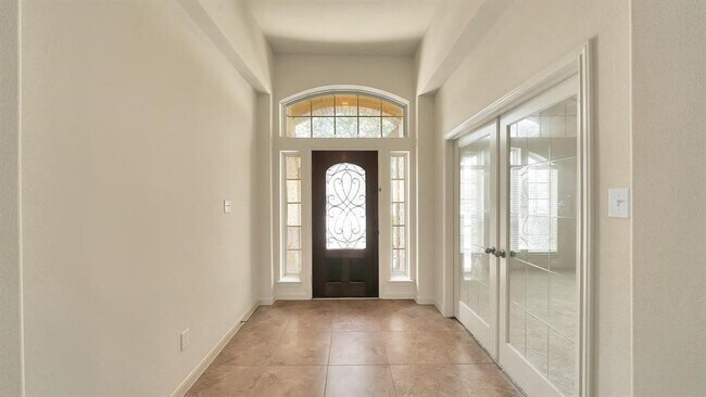 Building Photo - 5903 Falling Briar Lane