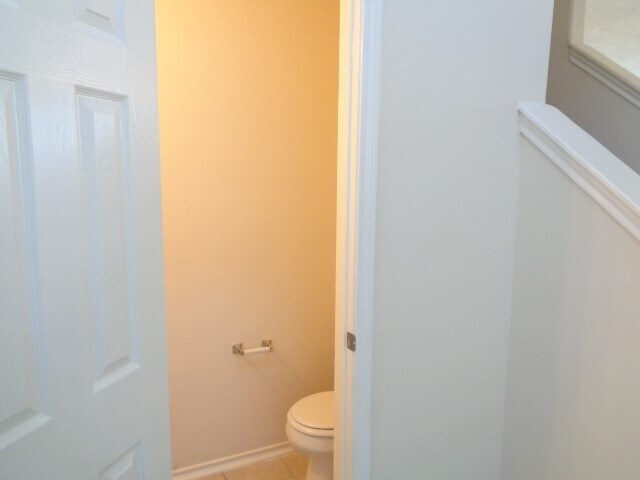 Building Photo - 17147 Oakwood Chase Dr