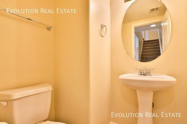 Building Photo - 2623 S Key Biscayne Dr