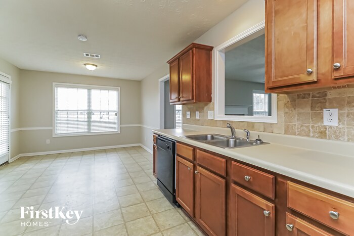 Building Photo - 155 Landon Way