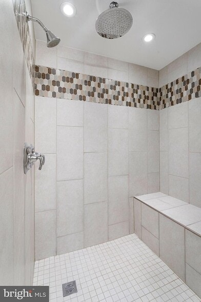 Building Photo - 155 Potomac Passage