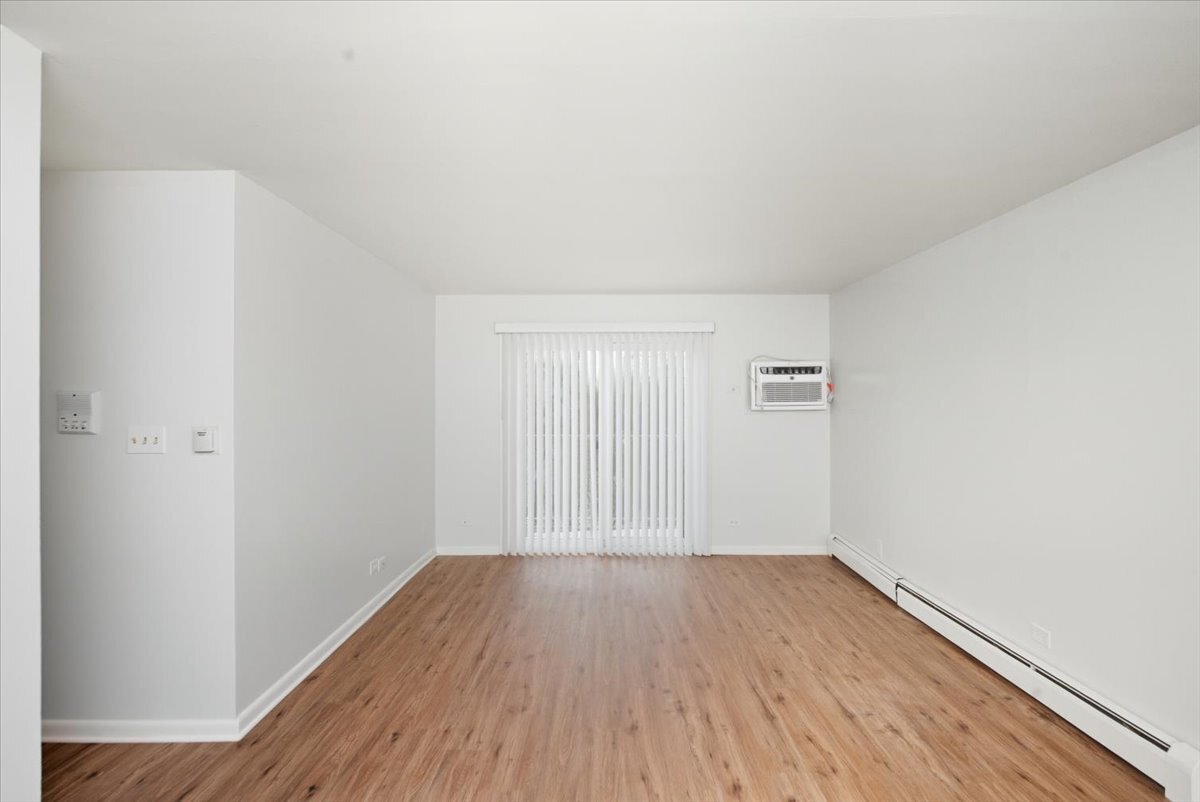 Building Photo - 126 W Washington St