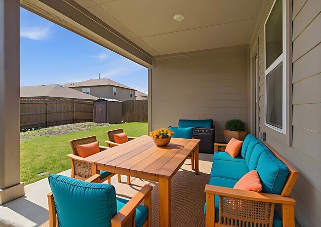 Building Photo - 3 Bedroom Home with Open Layout and Covered Patio in Creekside Farms!