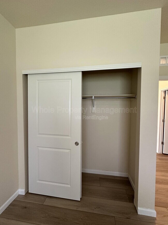 Building Photo - 12555 Monroe Dr