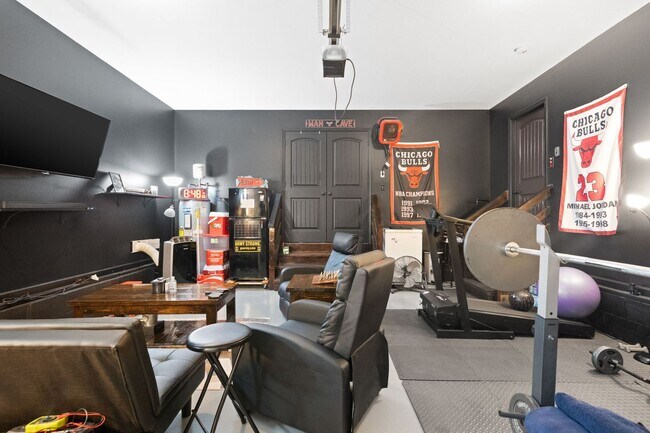 Building Photo - Nice Home in Peach Tree Subdivision Waiting for you to Call home TODAY