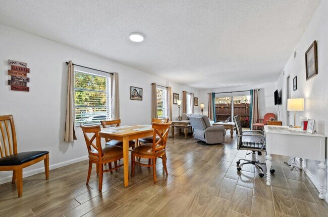 Building Photo - 308 Southwind Ct