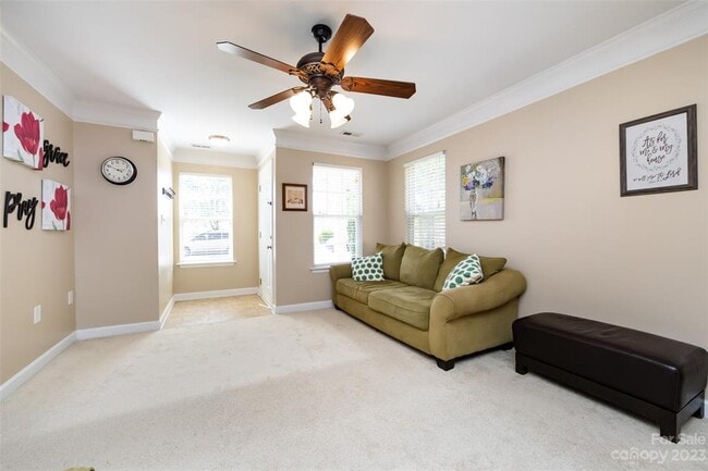 Building Photo - 1537 Tyger Brook Ln