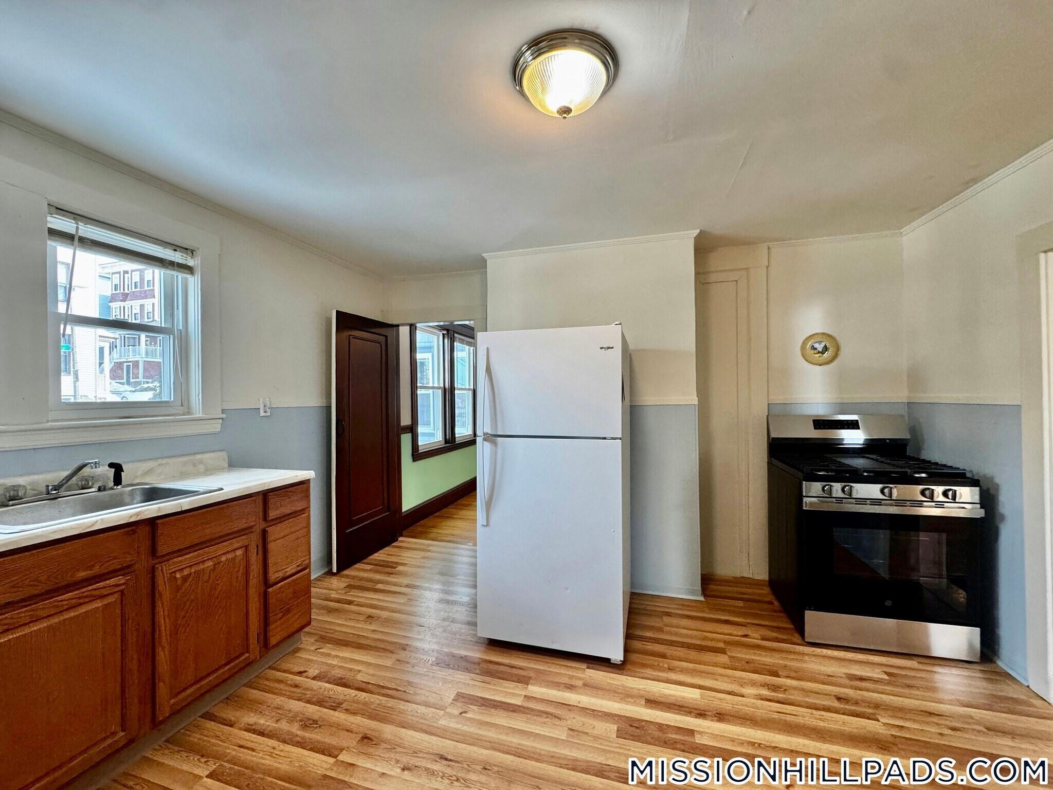 Building Photo - 155-157 Hillside St.