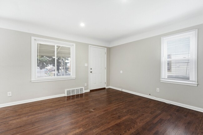 Building Photo - 4669 17th St