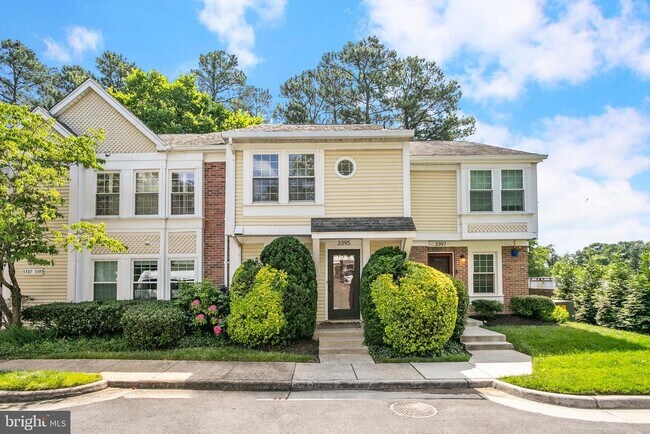 Building Photo - 3395 Lakeside View Dr