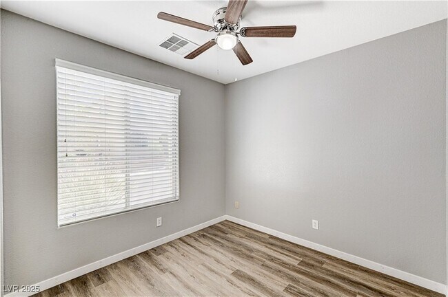Building Photo - 9174 W Brilliant Prairie Ct