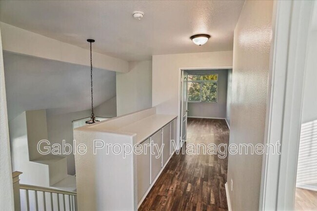 Building Photo - 27916 Brookhaven Pl