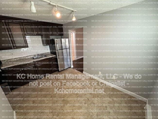 Building Photo - 901 N 16 St