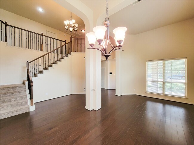 Building Photo - 2210 Pearl Bay Ct