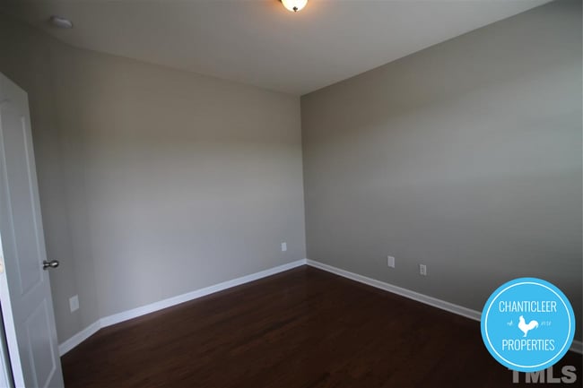 Building Photo - 4515 Middletown Dr