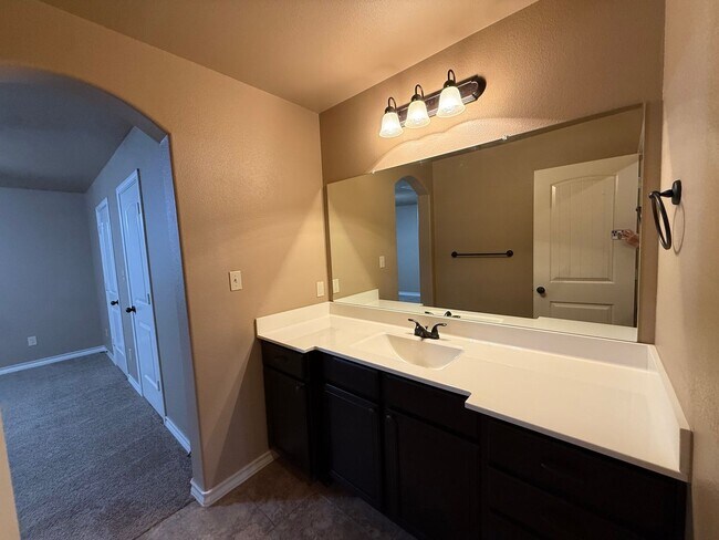 Building Photo - 4413 106th St