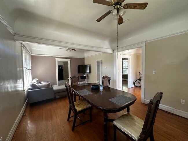 Building Photo - 1193 W 35th St