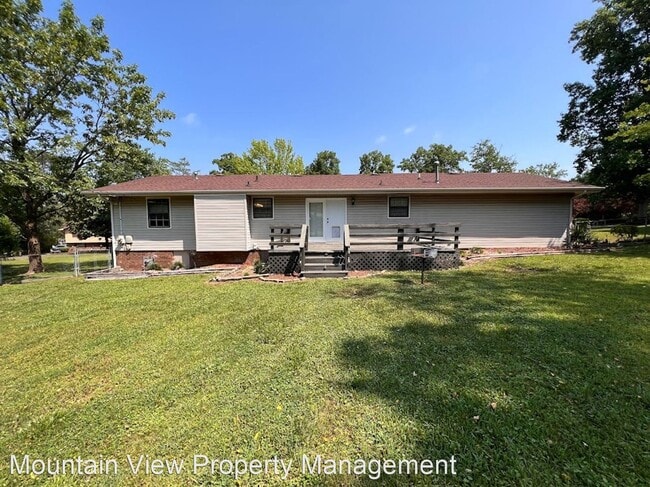 Building Photo - 3 br, 2 bath House - 8635 Surry Cir