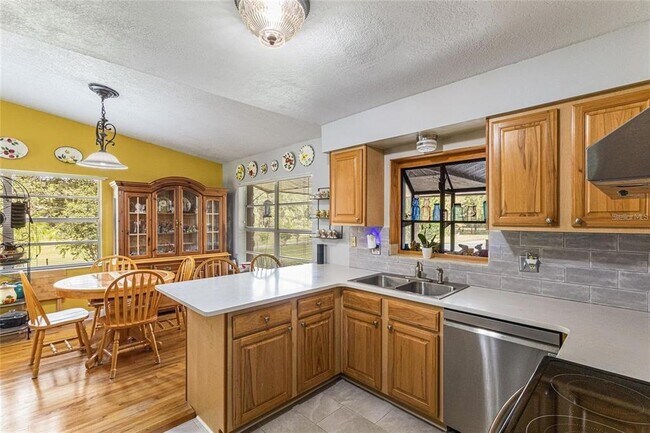 Building Photo - 17877 C R 378