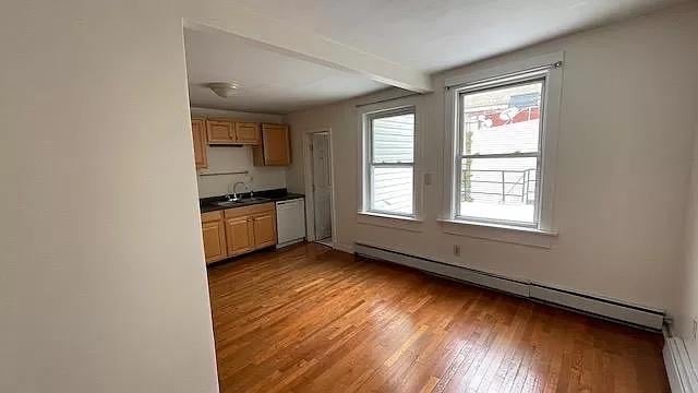 Building Photo - 428 2nd St